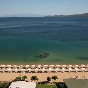 Ξενοδοχείο με διαμερίσματα Komitsa Luxury